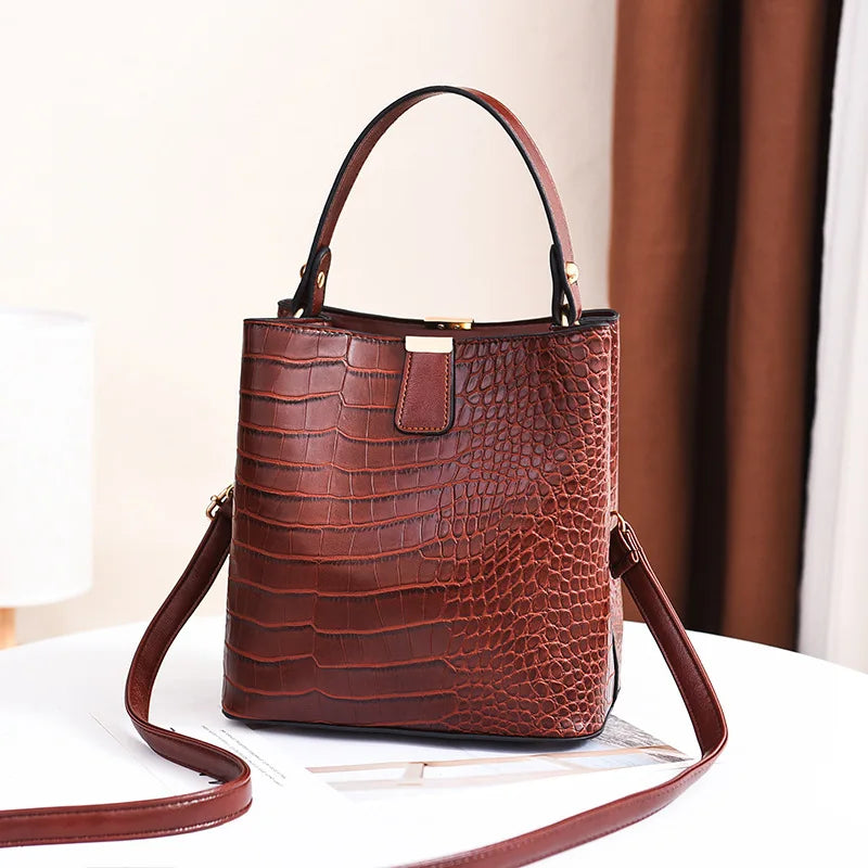 Yogodlns Retro Alligator Bucket Bags for Women Clean Vanilla Store