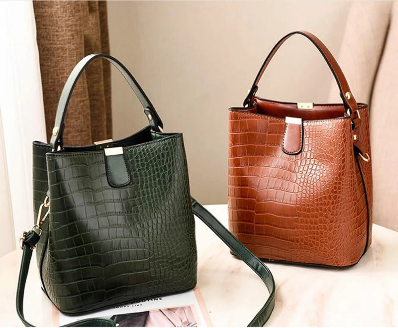Yogodlns Retro Alligator Bucket Bags for Women Clean Vanilla Store