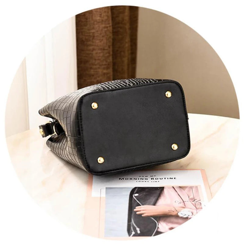 Yogodlns Retro Alligator Bucket Bags for Women Clean Vanilla Store