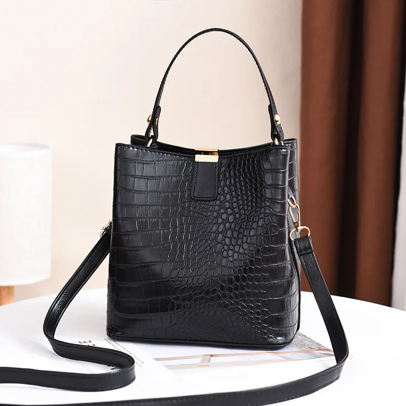 Yogodlns Retro Alligator Bucket Bags for Women Clean Vanilla Store