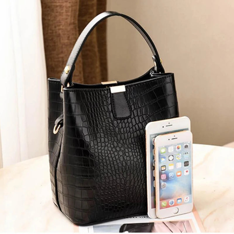 Yogodlns Retro Alligator Bucket Bags for Women Clean Vanilla Store