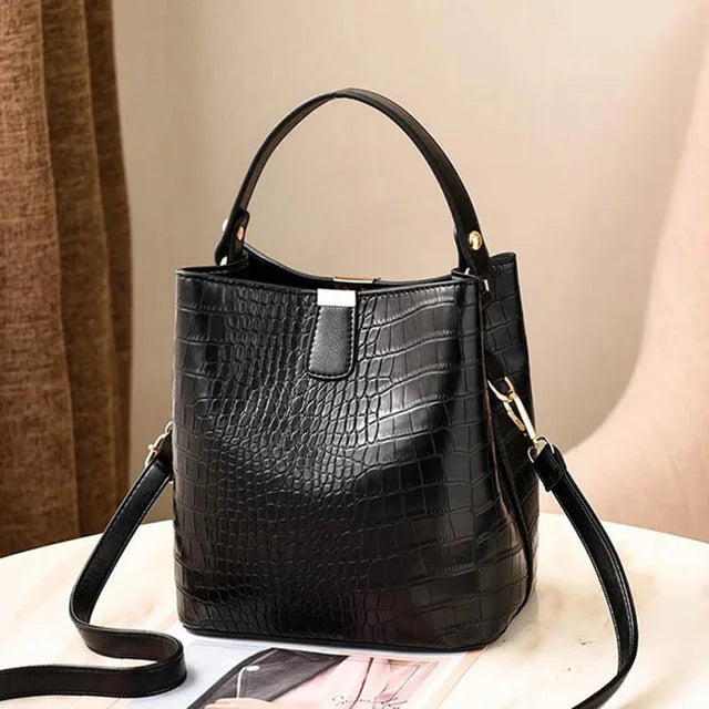 Yogodlns Retro Alligator Bucket Bags for Women Clean Vanilla Store