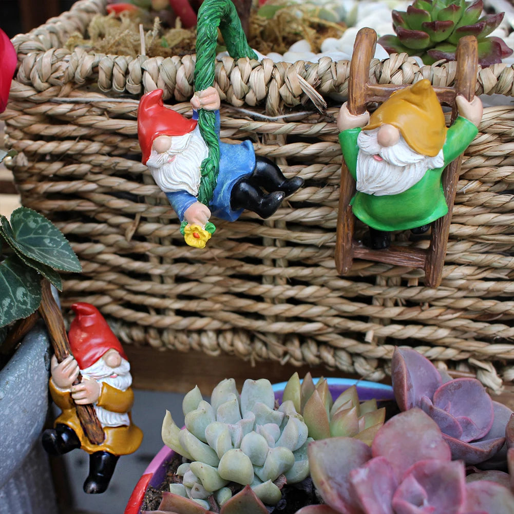 Whimsical 3Pcs Dwarf Pendant Statues for Gardens Clean Vanilla Store