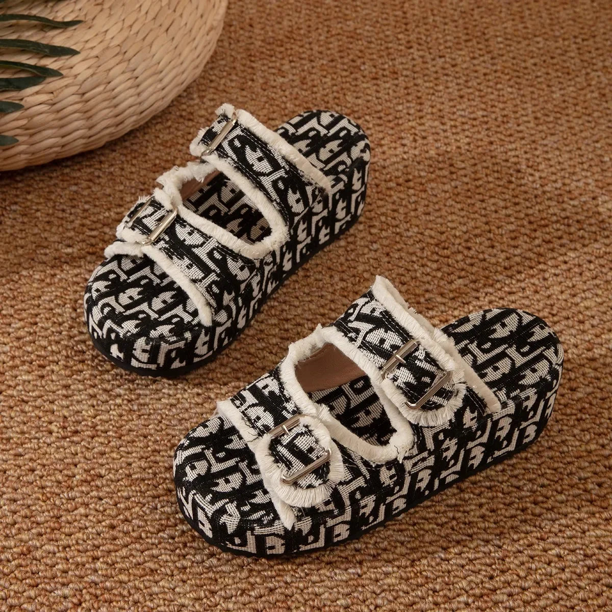 Luxury Platform Slides for Women - Big Size Clean Vanilla Store