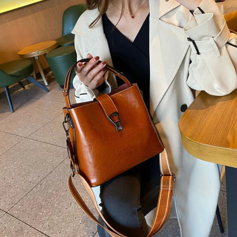 Real Oil Wax Leather Women's Bucket Bag - Large Capacity Clean Vanilla Store