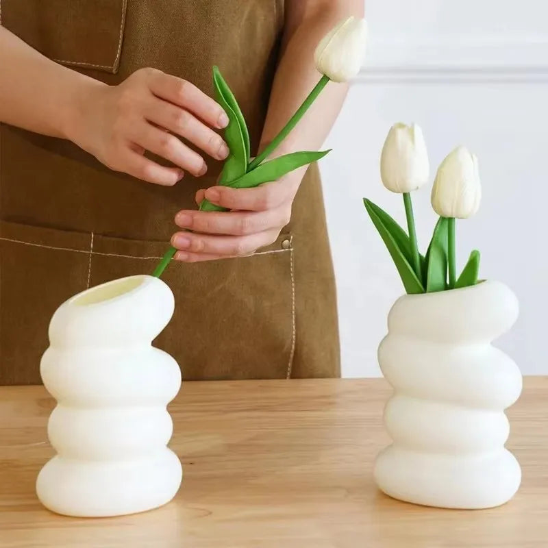 Nordic Creative White Spiral Flower Vase 1PC Clean Vanilla Store