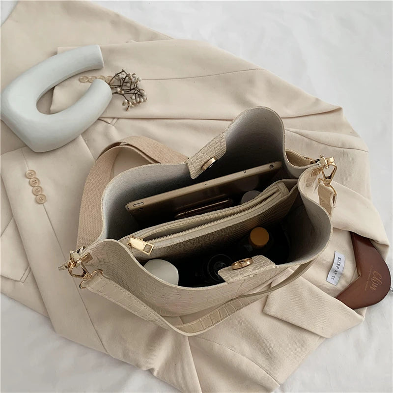 Vintage Crocodile Pattern Crossbody Bag for Women Clean Vanilla Store
