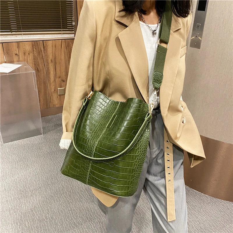 Vintage Crocodile Pattern Crossbody Bag for Women Clean Vanilla Store