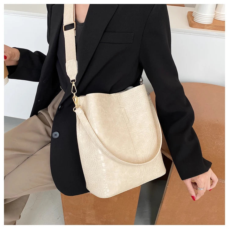 Vintage Crocodile Pattern Crossbody Bag for Women Clean Vanilla Store