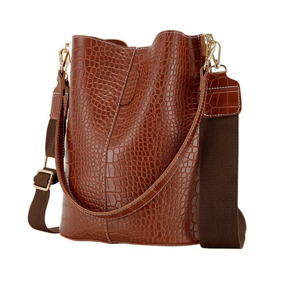 Large-Capacity Crocodile Pattern Leather Crossbody Bag Clean Vanilla Store