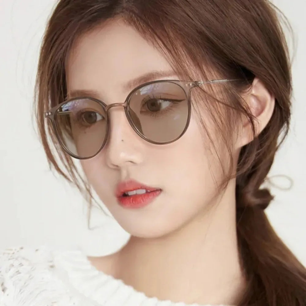 Fashion Photochromic Anti Radiation Eyeglasses Clean Vanilla Store