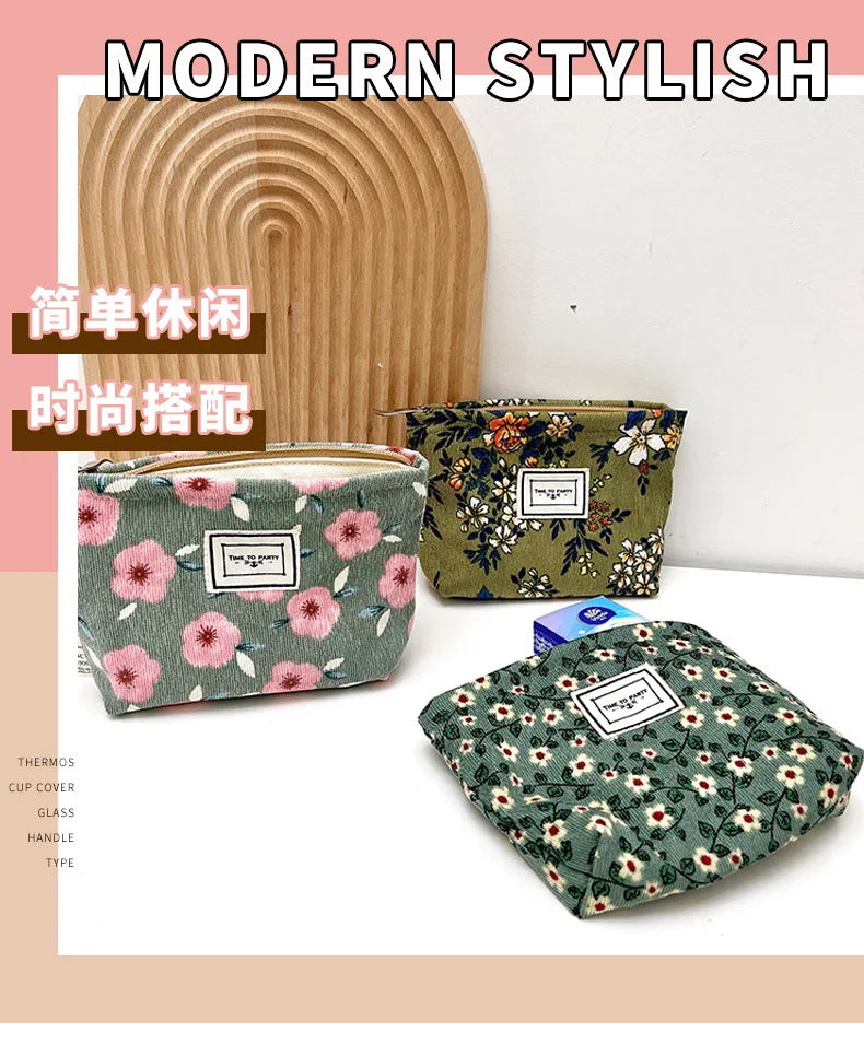 New Small Women's Cosmetic Bag with Floral Design Clean Vanilla Store