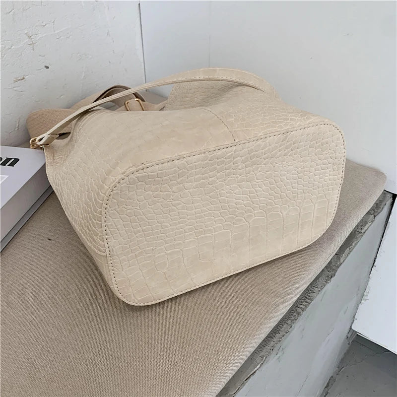 Vintage Crocodile Pattern Crossbody Bag for Women Clean Vanilla Store