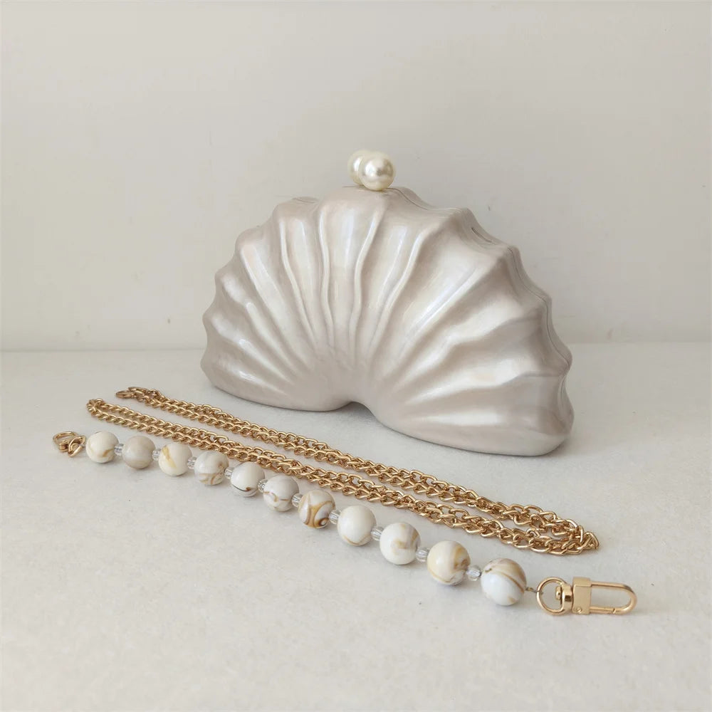 Original Shell Half Room Beaded Bag Clutch