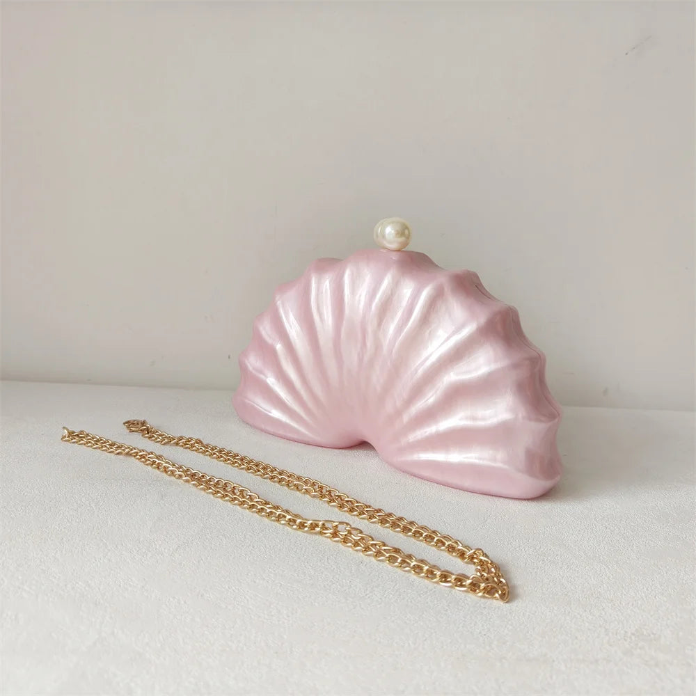 Original Shell Half Room Beaded Bag Clutch