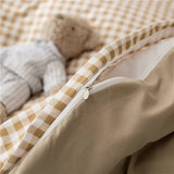 Black White Small Checks Printed Bed Set - 4 Pcs