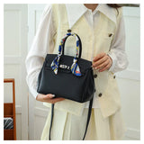 2025 New Retro Kelly Bag with Large Capacity