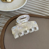 5.5cm Long Red Acetate Hair Crabs for Women