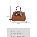 2025 New Retro Kelly Bag with Large Capacity