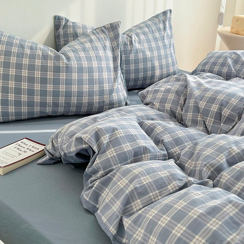 Simple Pink Stripe Bedding Set with Pillowcases 3pcs