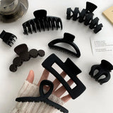 Elegant Black Geometric Hair Claw for Women