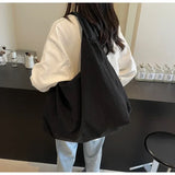 Casual Large Capacity Retro Drawstring Crossbody Bag