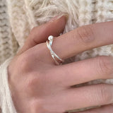 VENTFILLE 925 Sterling Silver Water Droplets Cross Ring