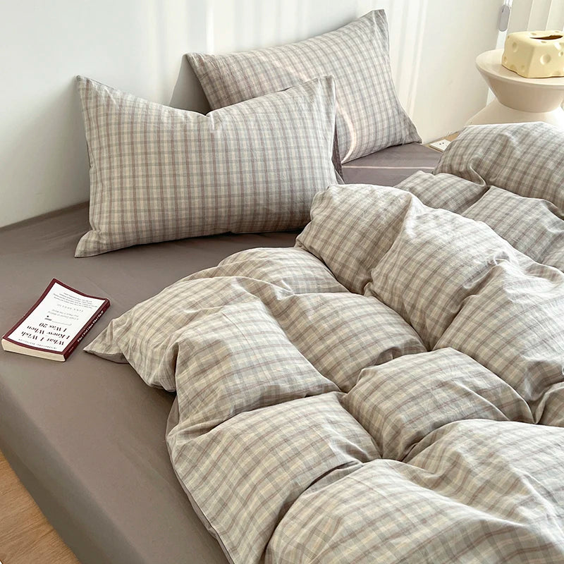 Simple Pink Stripe Bedding Set with Pillowcases 3pcs