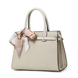 Light and Luxurious Leather Cowhide Handbag