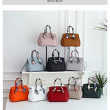 2025 New Retro Kelly Bag with Large Capacity