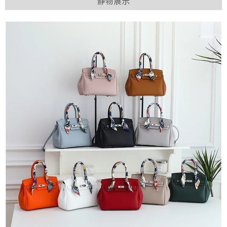 2025 New Retro Kelly Bag with Large Capacity