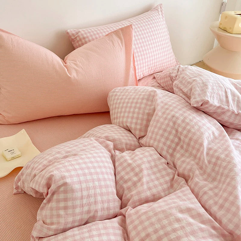Simple Pink Stripe Bedding Set with Pillowcases 3pcs