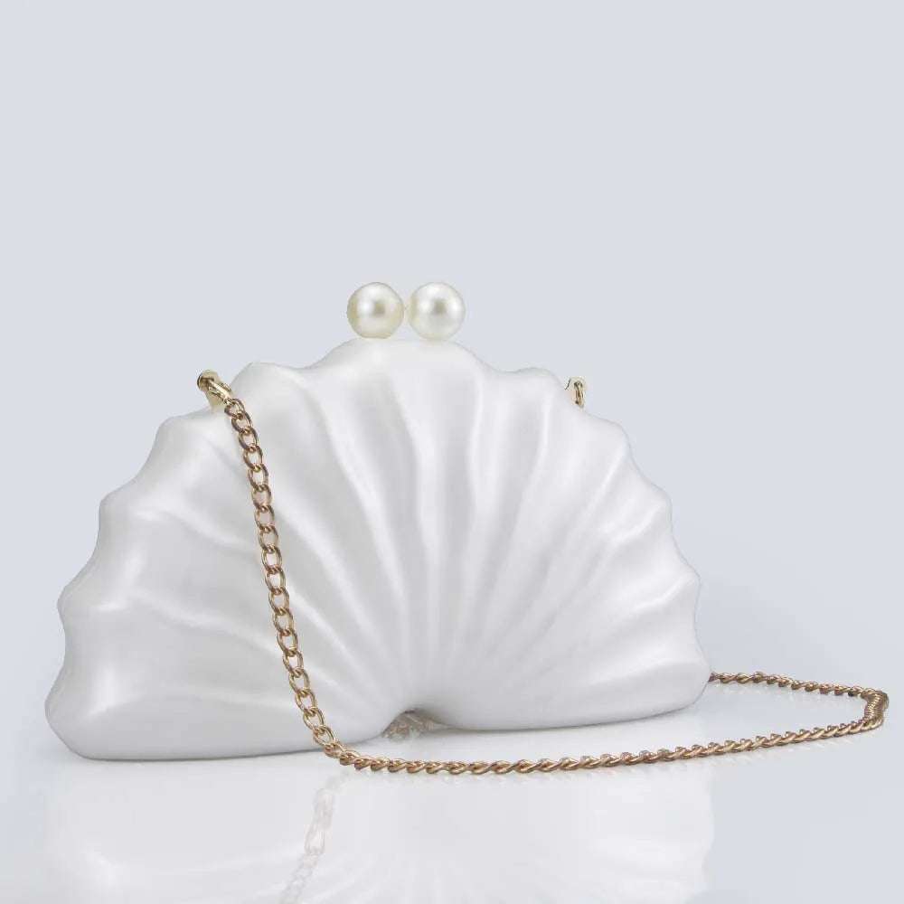 Original Shell Half Room Beaded Bag Clutch