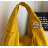 Casual Large Capacity Retro Drawstring Crossbody Bag